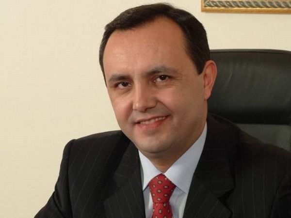 «Το απόστημα θα σπάσει»