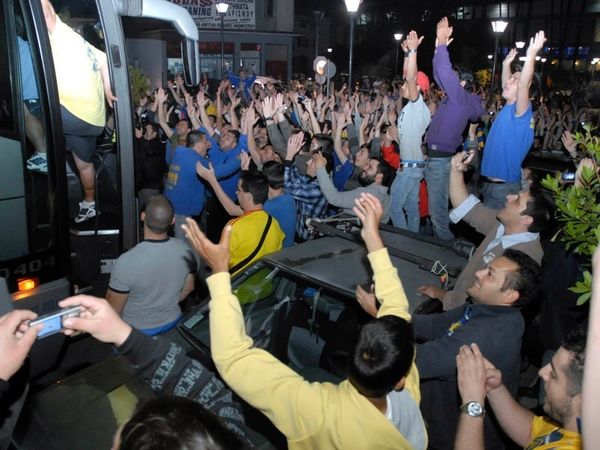 800 διαρκείας την πρώτη μέρα