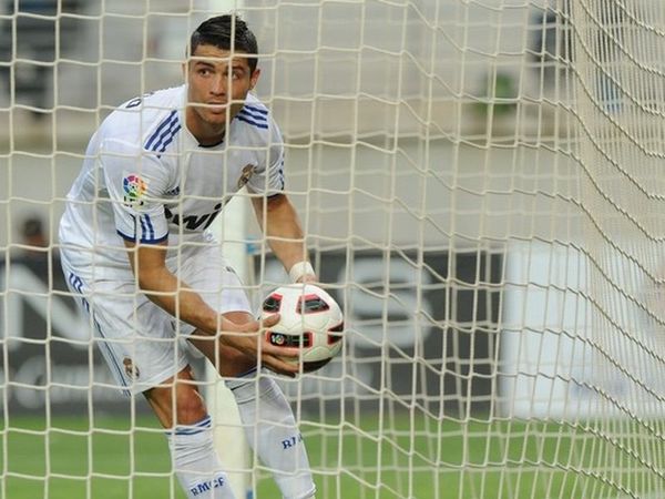 Κριστιάνο: «Μένω στη Ρεάλ»