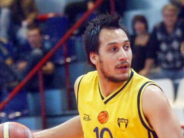 Απών μόνο ο Κορωνίδης