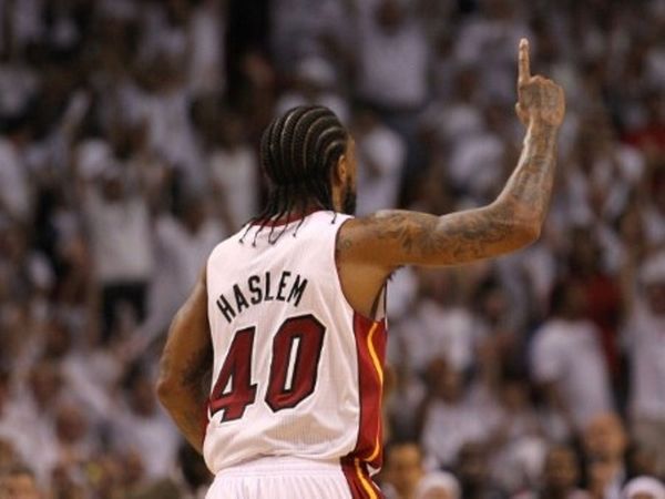 Τρίτος ο Χάσλεμ