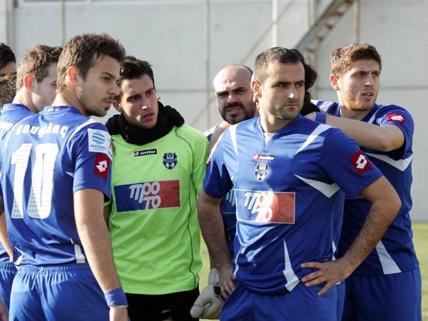 Τέσσερις ανανεώσεις