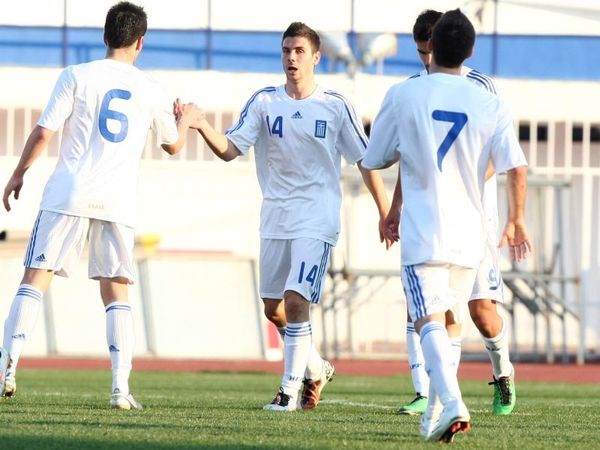 Στην Πολωνία οι Ελπίδες