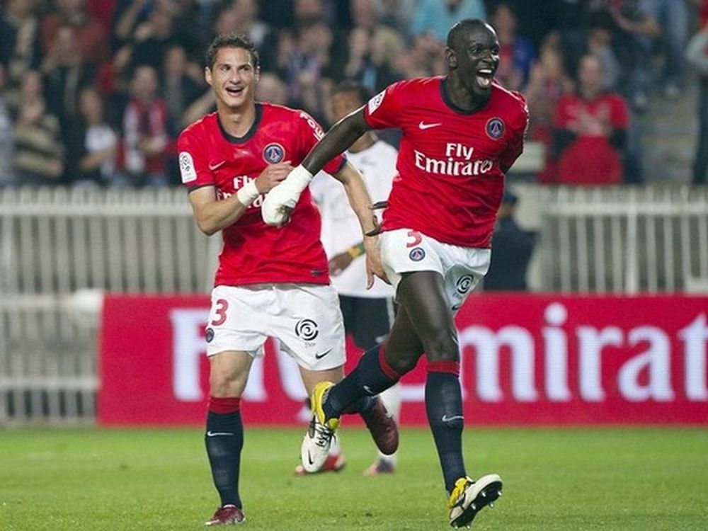 Επιμένει για Σάκο