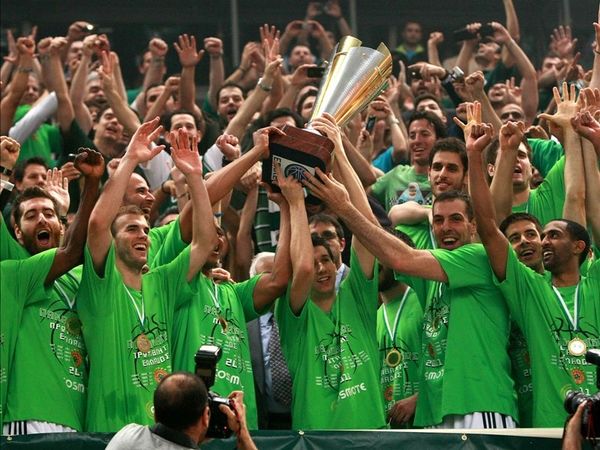 Πρωταθλητής παντοτινός!