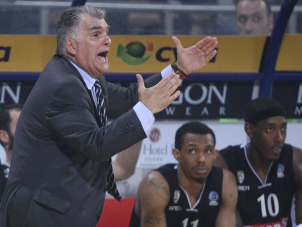 «Δεν τέλειωσε τίποτα»