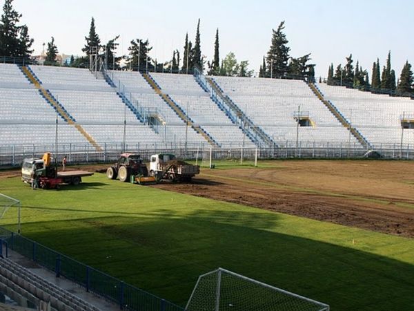 Μπήκαν οι μπουλντόζες