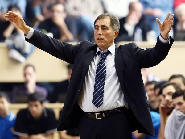 Στο… περίμενε στο Μαρούσι