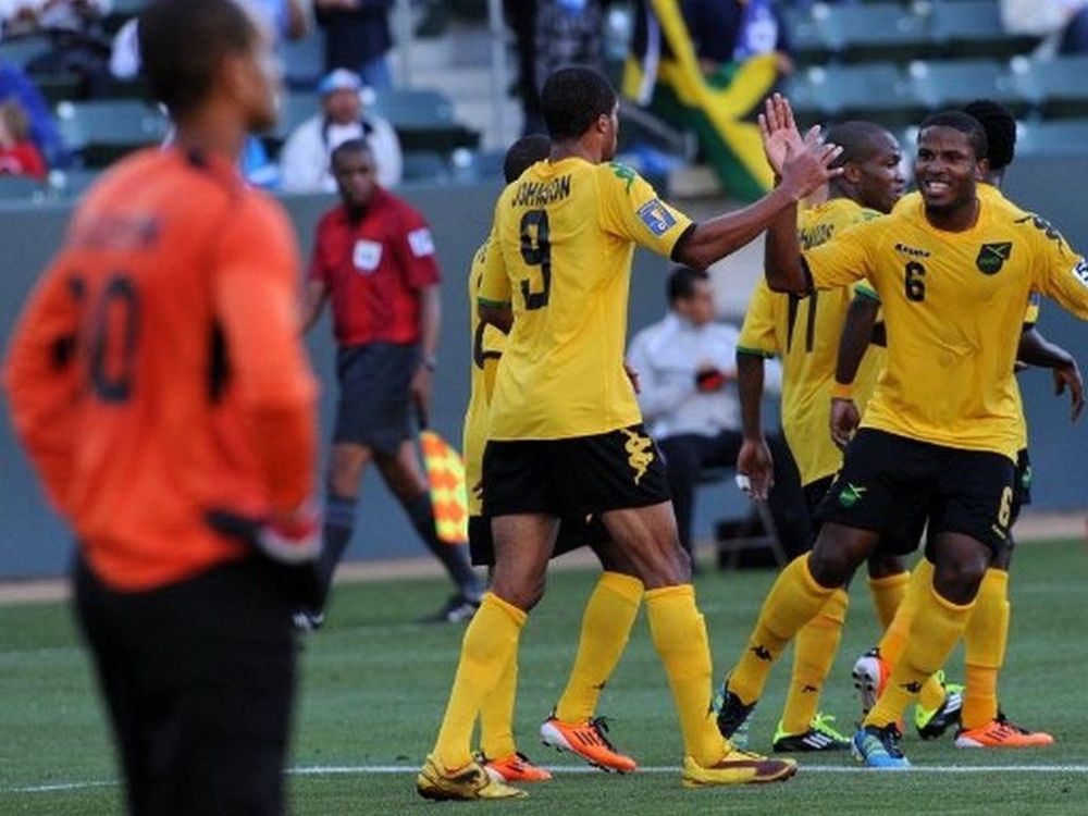 Τους «χόρεψε»… ρέγκε!