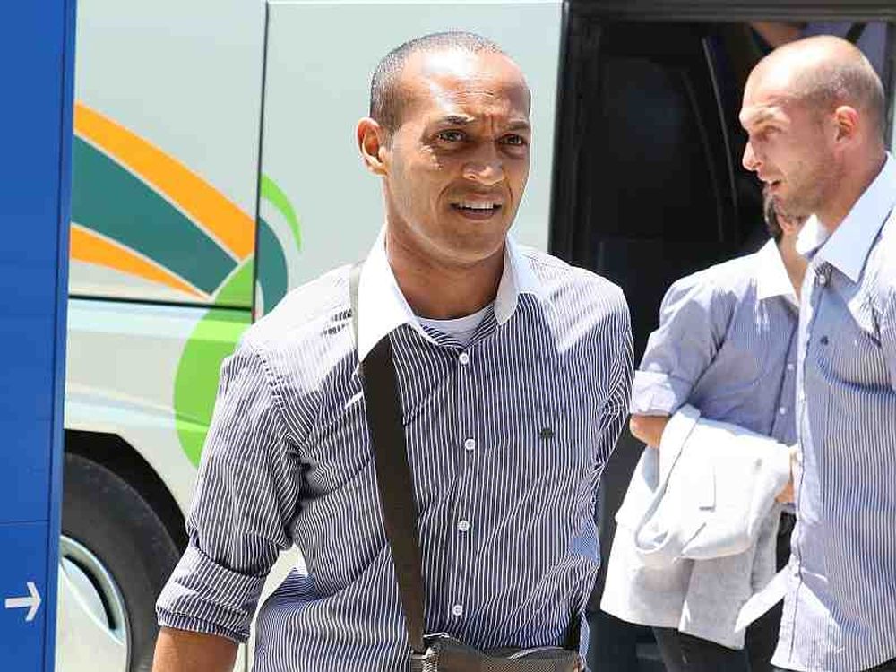 Επαναπατρισμός για Μόρις