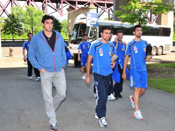 Λατρεία ομογενών για τους διεθνείς (ph)