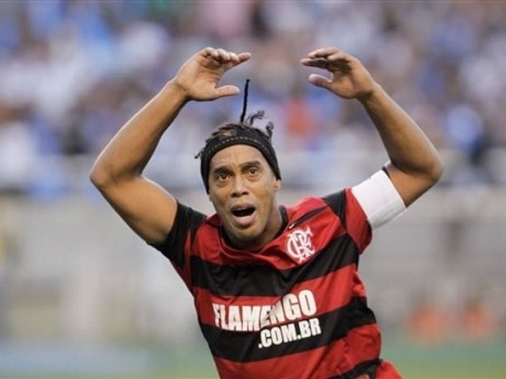 «Σιγή ιχθύος» για Ροναλντίνιο