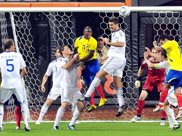 Ξαγρύπνησαν για την Εθνική!