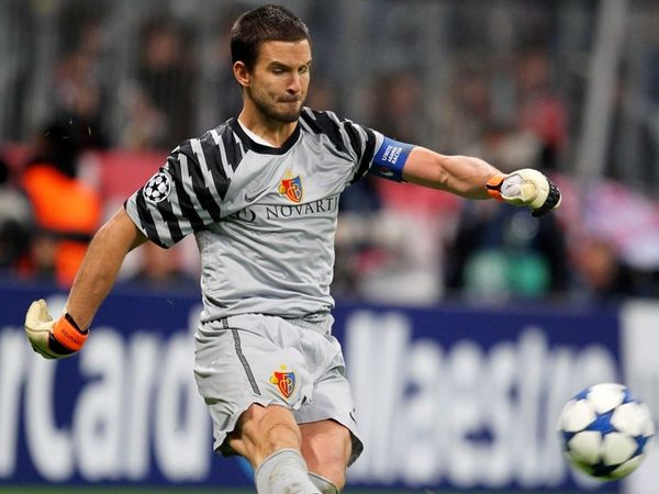 Χτυπήματα κάτω από τη ζώνη...