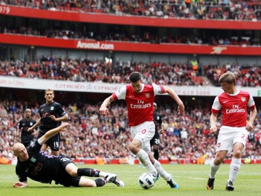 Φαν Πέρσι: «Περασμένα μεγαλεία»