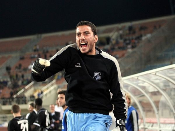 «Μπάσιμο» για Κασμερίδη