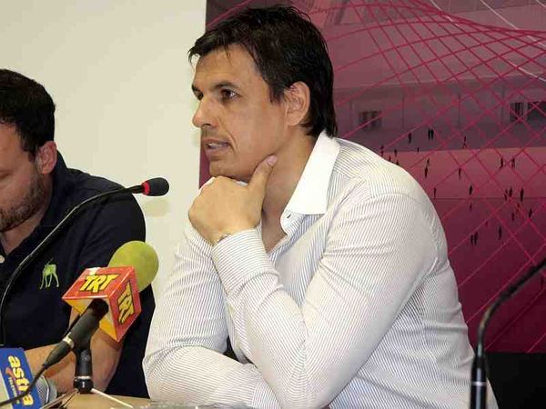 Προτεραιότητα οι ανανεώσεις