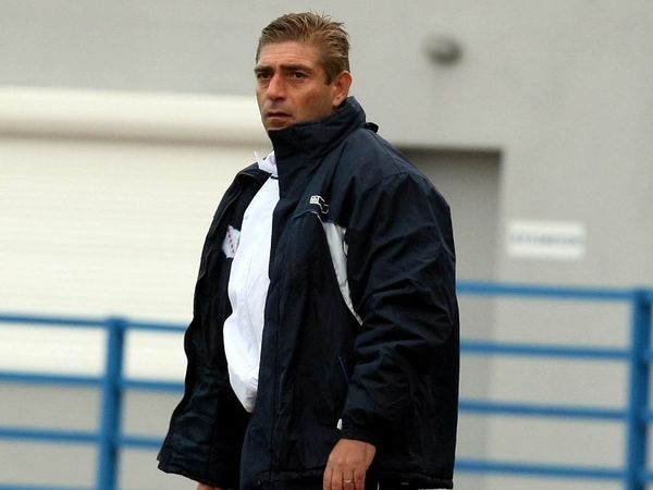 Υπογράφει ο Παντελίδης