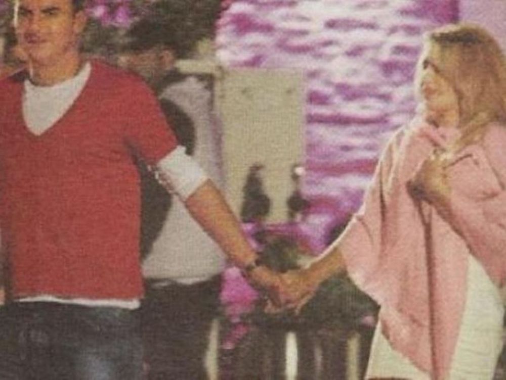 Ξεφάντωμα Μαστροκώστα - Δέλλα!