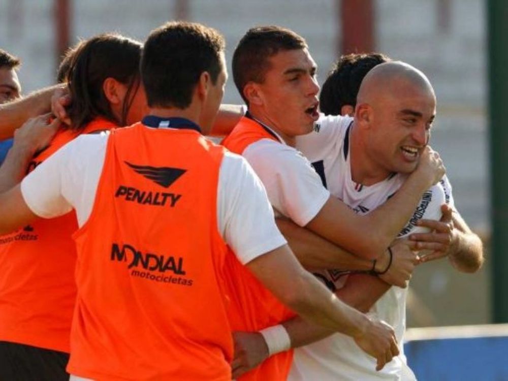 Το σήκωσε η Βελέζ!