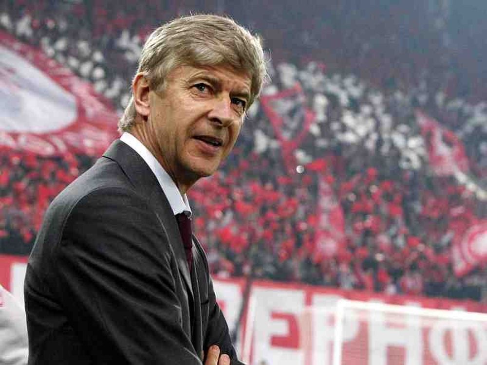 Βενγκέρ: «Δε φεύγει ο Σεσκ»