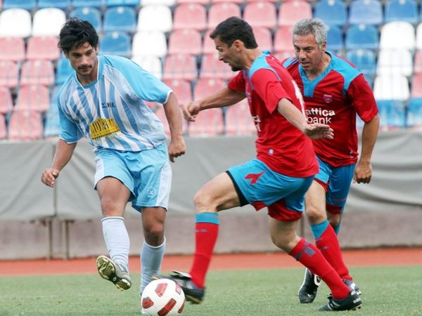 Φιλικό με τους ηθοποιούς (ph)