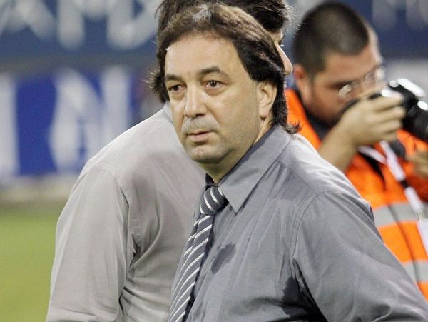 Επαφές Παντελή με παίκτες