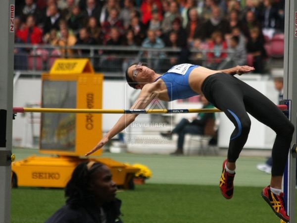 Η Ελεμπό επιστρέφει στο Λονδίνο