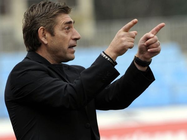 Υπέγραψε ο Παντελίδης