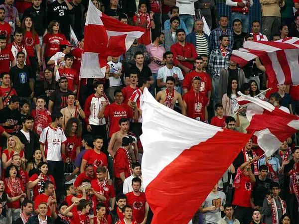 «Θυμηδία για τους 300»!