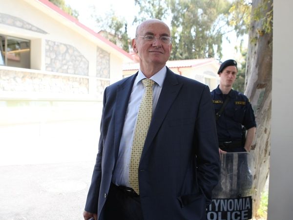 Πέμπτη (16/6) απαντά ο Παπαλόης