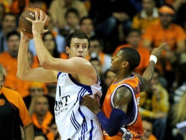 Περιζήτητος ο Βελίτσκοβιτς