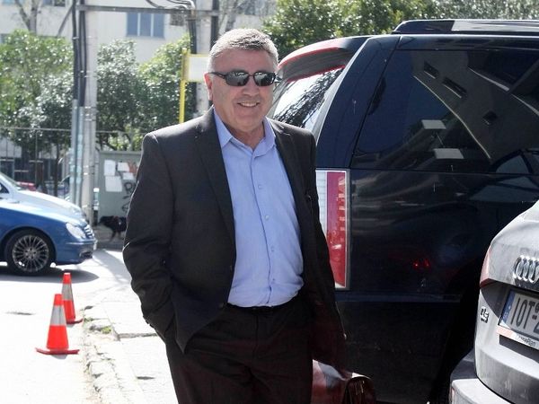 «Μιλάω με Αδαμίδη»