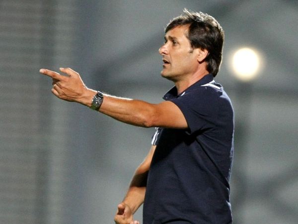 Στα χέρια του Καραγεωργίου