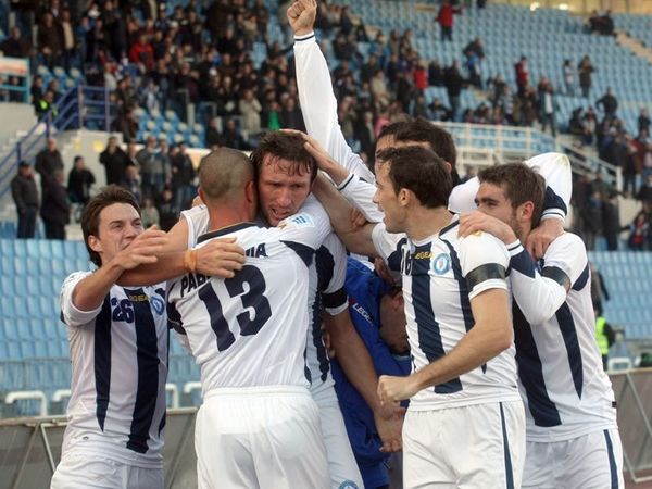 Καλά που έχω μακριά μαλλιά...