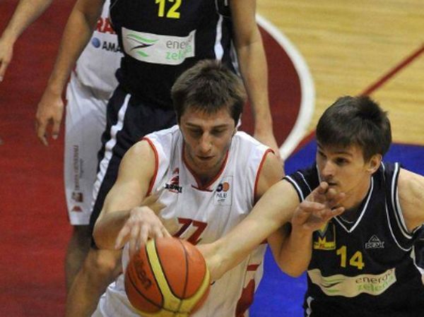 Περιζήτητος ο Τσακάρεβιτς!