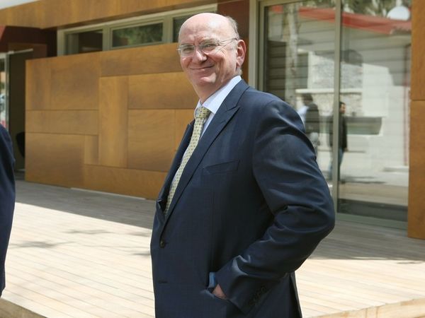 Νέα αναβολή της συνάντησης