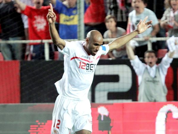 Μένει ο Κανουτέ 