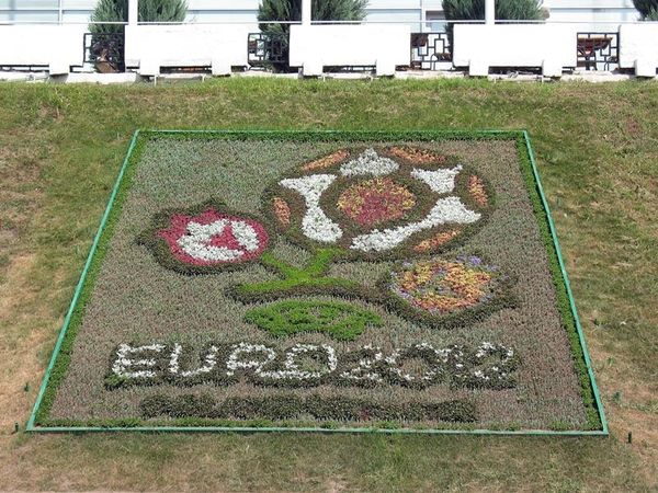 Αύξηση από UEFA