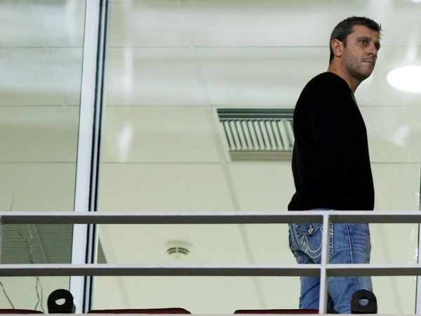 Διαφορά με Κανελλόπουλο