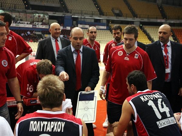 Περιμένουν στον Ίκαρο