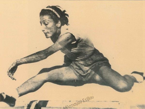 Απεβίωσε η Καβουνίδου