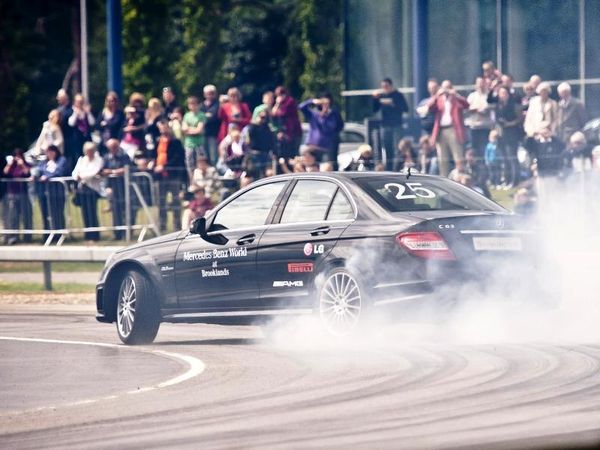 Ρεκόρ στο drift (video)