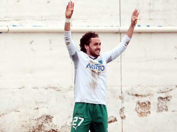 «Μήλον της έριδος» ο Ναπολεόνι