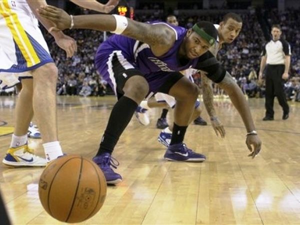 Δεσμεύουν τρεις οι Κινγκς