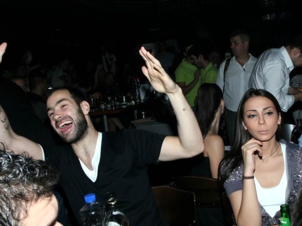 Σήμερα  γάμος γίνεται…