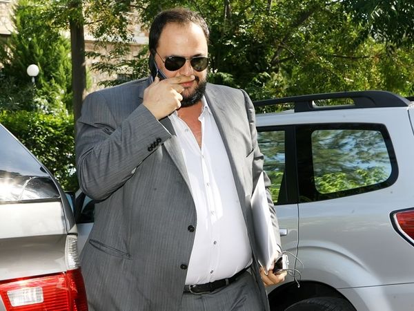 Ο θρύλος, ο Μαρινάκης και ο Μπουρούσης...