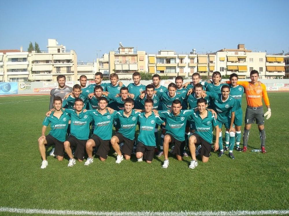 Συνεχίζουν τις ανανεώσεις