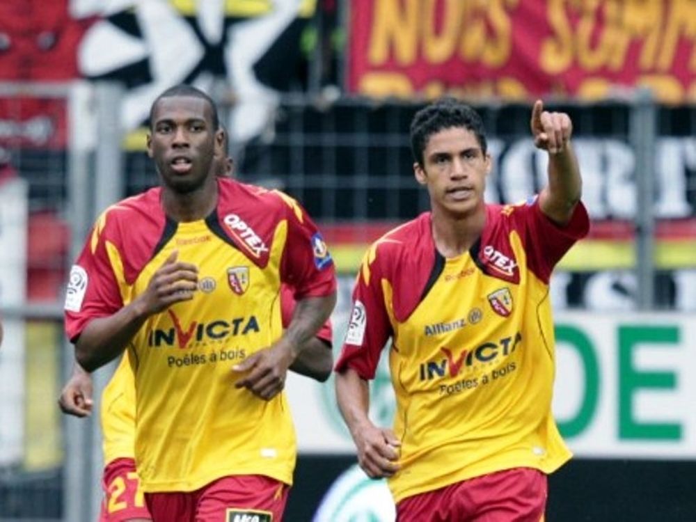 Υπέγραψε ο Βαράν 