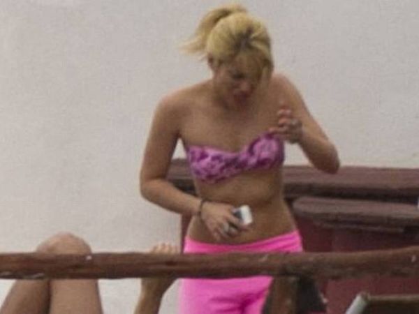 Σακίρα... μπικινάτη!